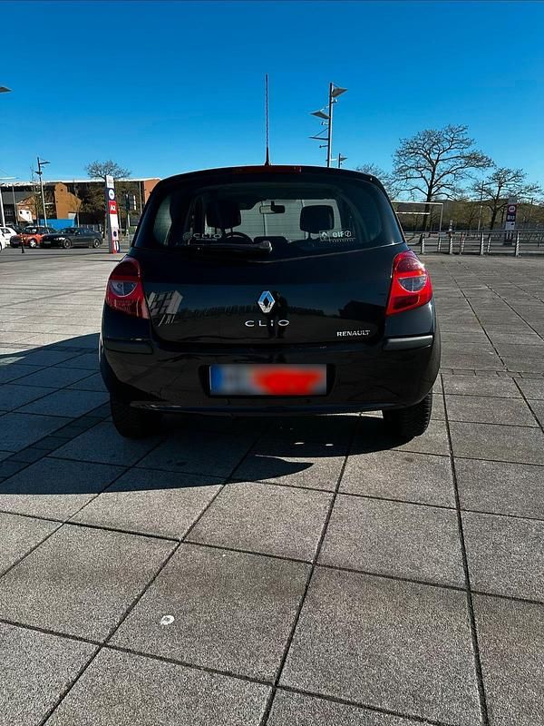 Gebraucht Renault Clio III 75 PS (55 kW) 2006 Schwarz Kleinwagen