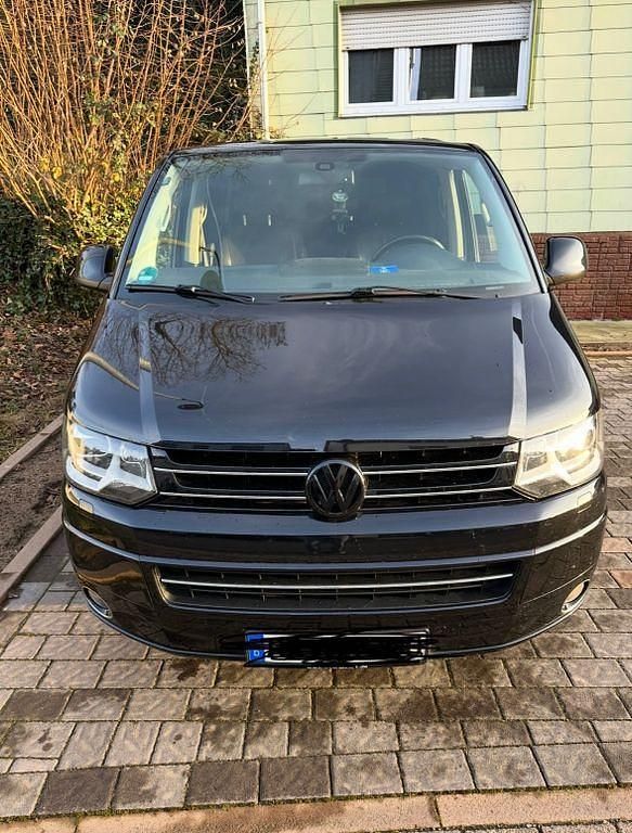 Schwarz Gebraucht 2012 VW Multivan Van | 24.990 € - Bild 1/4