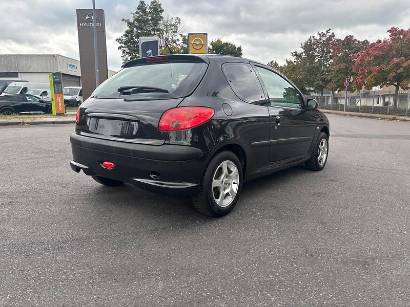 Schwarz Gebraucht 2007 Peugeot 206 Kleinwagen | 1.850 € (Fairer Preis) - Bild 1/4