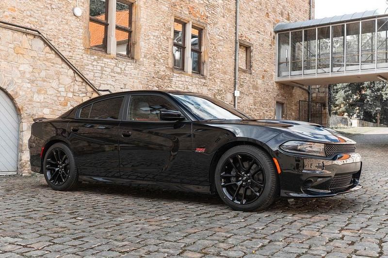 Schwarz Gebraucht 2024 Dodge Charger Limousine | 41.999 € - Bild 1/4