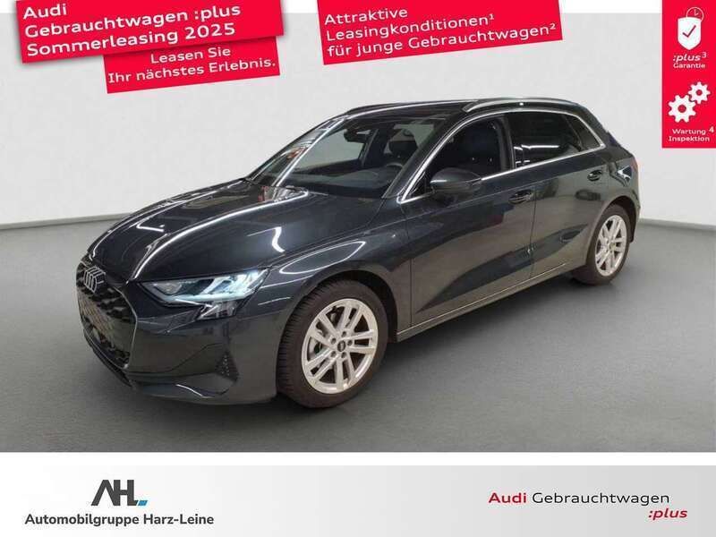 Grau Gebraucht 2024 Audi A3 Sportback Ambiente Limousine | 33.740 € (Guter Preis) - Bild 1/3