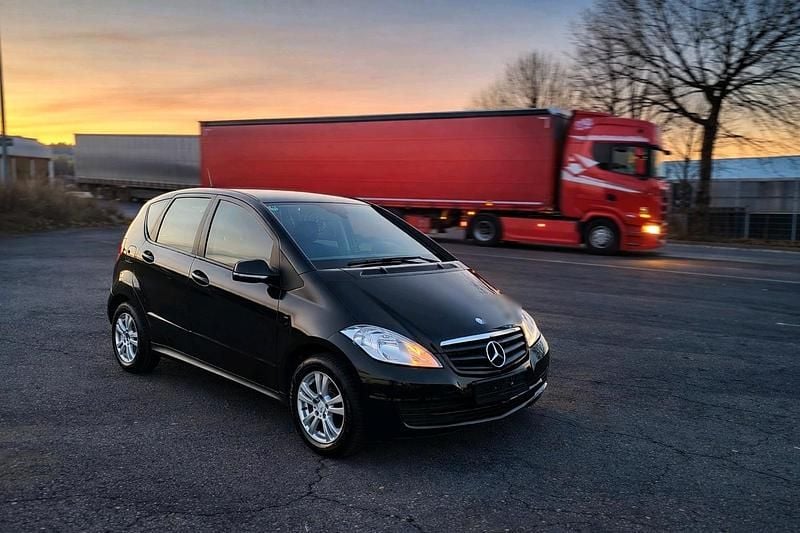 Gebraucht Mercedes A150 95 PS (69 kW) 2008 Schwarz Kleinwagen