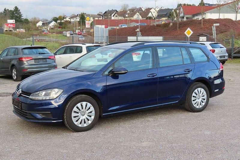 Gebraucht VW Golf VII 116 PS (85 kW) 2020 Blau Kombi