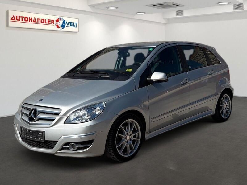 Silber Gebraucht 2010 Mercedes B180 Van / Kleinbus | 3.999 € (Superpreis) - Bild 1/3