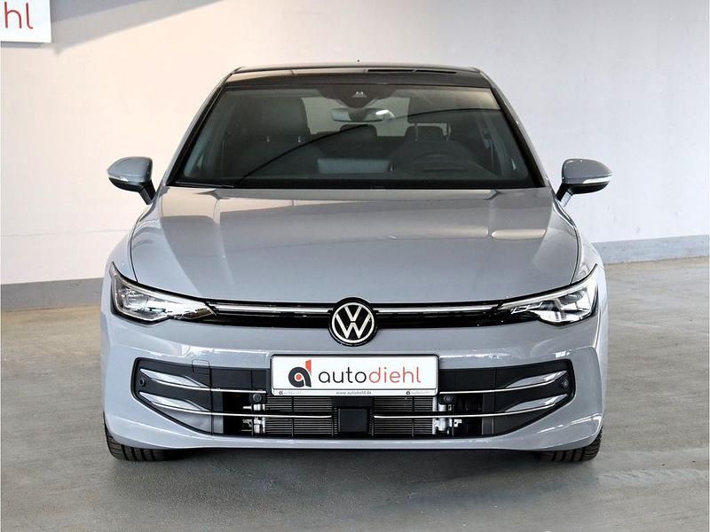 Gebraucht VW Golf VIII Edition 150 PS (110 kW) 2024 Grau Limousine