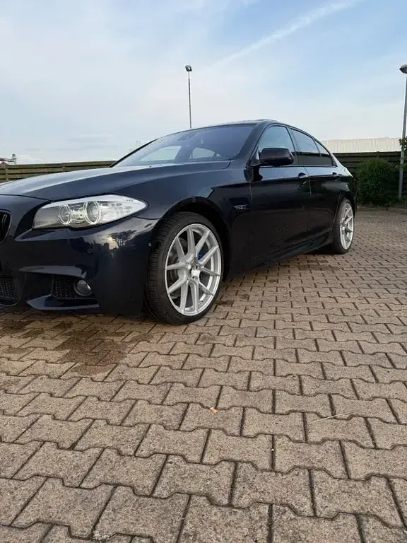 Gebraucht BMW 535 M Sport 313 PS (230 kW) 2011 Schwarz Limousine