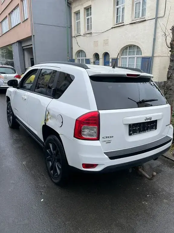 Gebraucht Jeep Compass Limited 163 PS (119 kW) 2012 Weiß SUV
