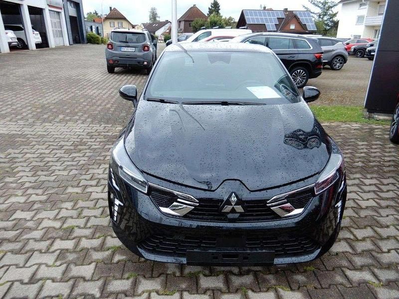 Gebraucht Mitsubishi Colt Select 143 PS (105 kW) 2025 Schwarz Limousine