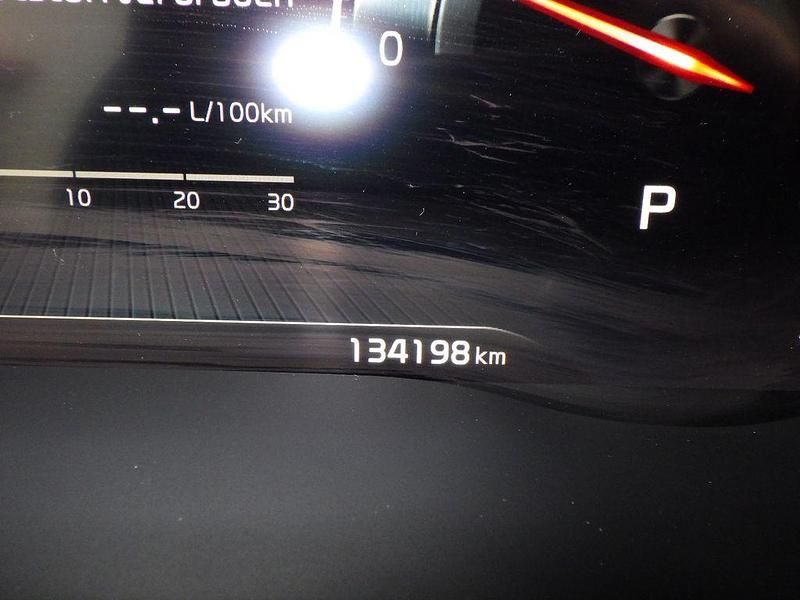 Gebraucht Kia ProCeed 204 PS (150 kW) 2021 Pentametal (metallic) Kleinwagen