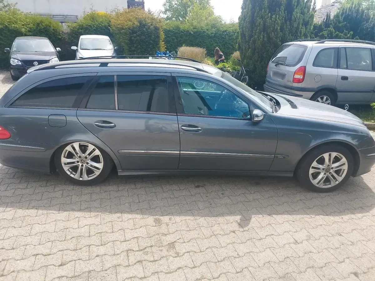 Gebraucht Mercedes E320 224 PS (164 kW) 2006 Kombi