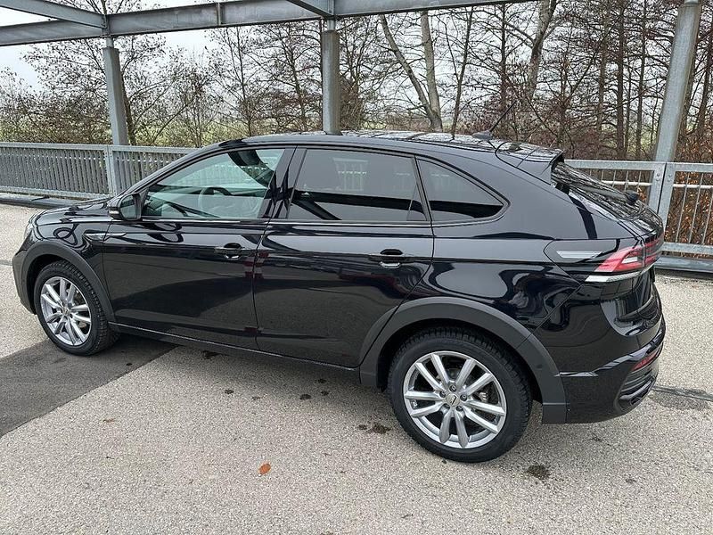 Schwarz Gebraucht 2024 VW Taigo R-line SUV | 28.800 € (Etwas zu teuer) - Bild 1/4