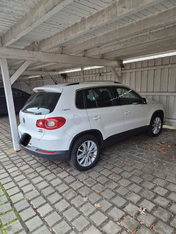 Weiß Gebraucht 2011 VW Tiguan Sportline SUV | 8.900 € (Fairer Preis) - Bild 1/4