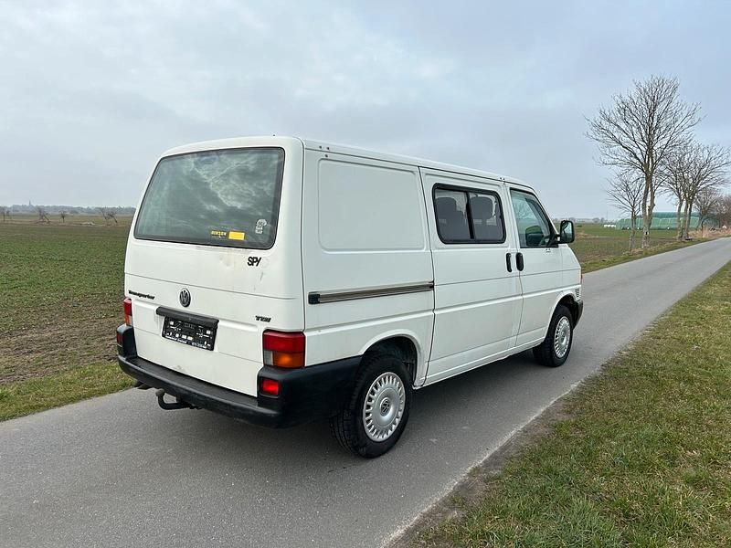 Gebraucht VW T4 102 PS (75 kW) 2002 Weiß Van