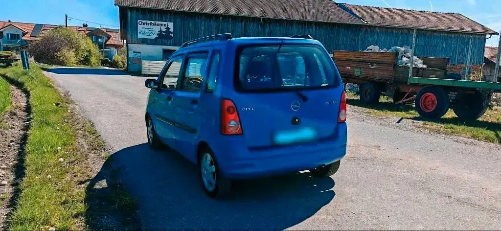 Gebraucht Opel Agila 75 PS (55 kW) 2001 Blau Van / Kleinbus