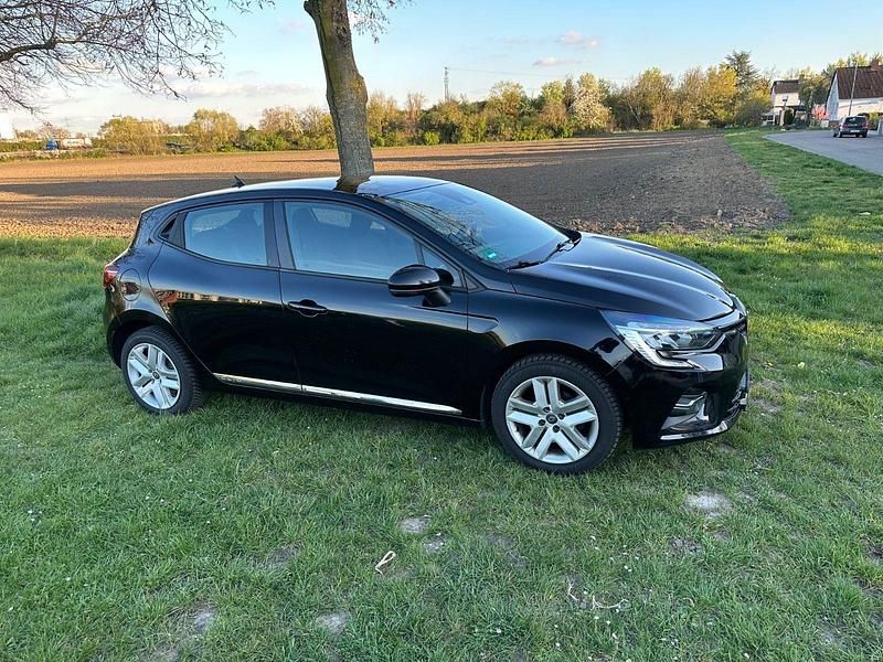 Gebraucht Renault Clio V Business 91 PS (66 kW) 2021 Schwarz Kleinwagen