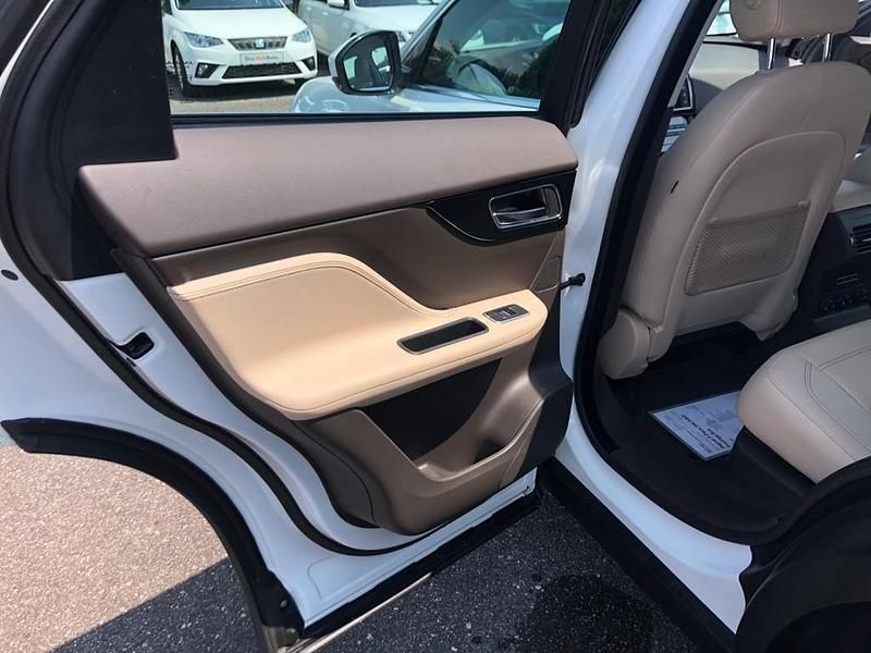 Gebraucht Jaguar F-Pace 180 PS (132 kW) 2017 Weiß SUV