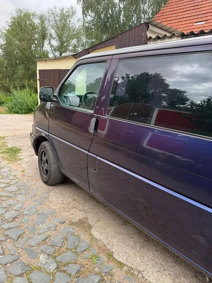Gebraucht VW T4 102 PS (75 kW) 1997 Violet Van