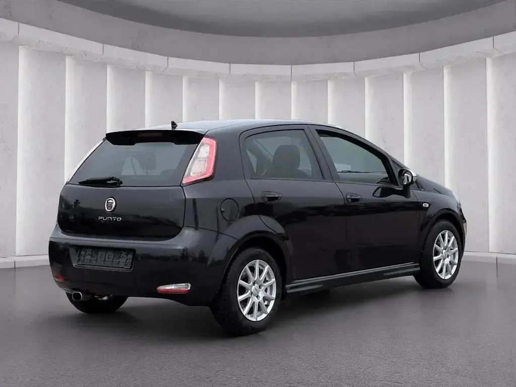 Gebraucht Fiat Punto Sport 135 PS (99 kW) 2012 Schwarz Kleinwagen
