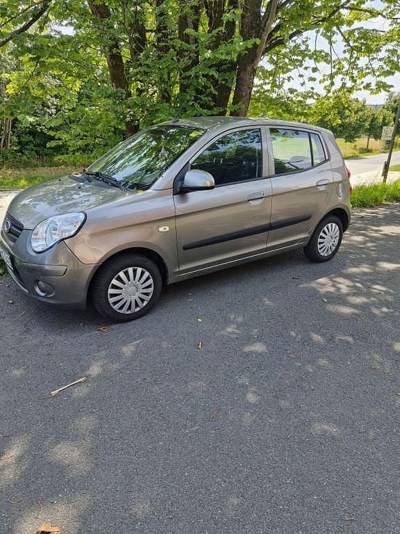 Andere außenfarben Gebraucht 2011 Kia Picanto Vision Kleinwagen | 950 € (Superpreis) - Bild 1/4
