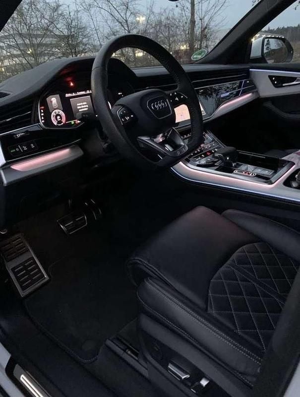 Gebraucht Audi Q8 S-Line 286 PS (210 kW) 2020 Weiß SUV