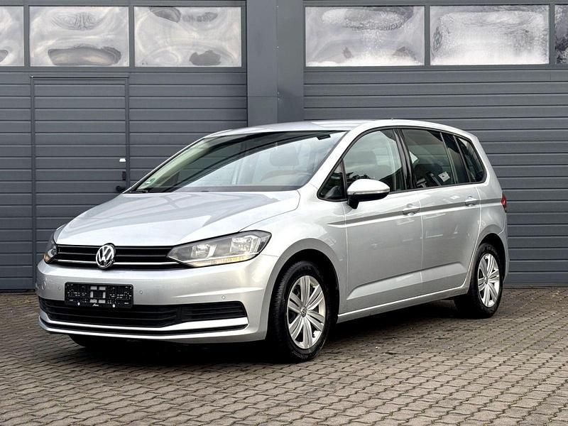 Gebraucht VW Touran 110 PS (80 kW) 2016 Silber Van / Kleinbus