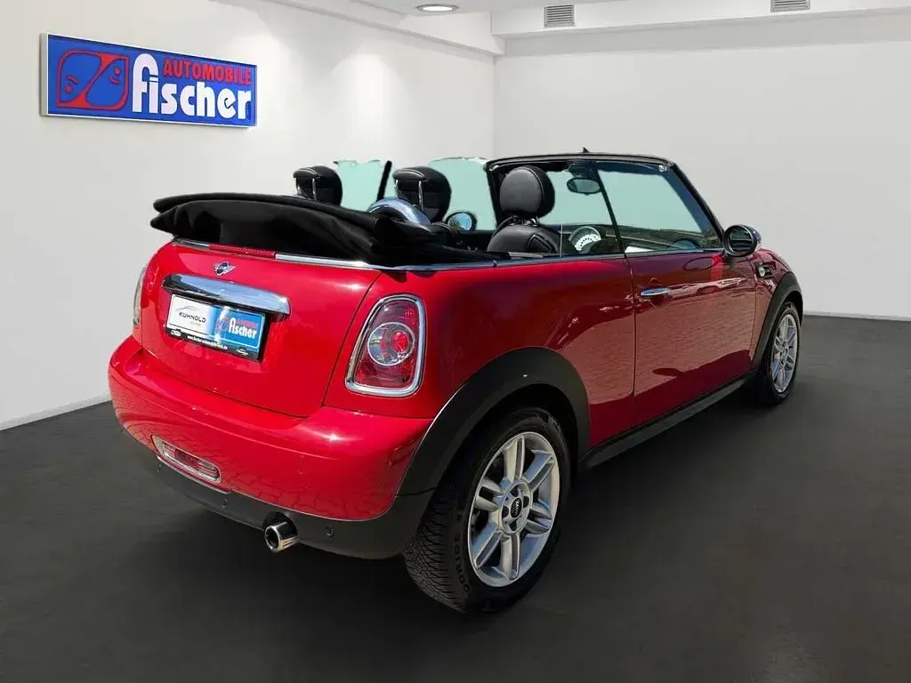 Gebraucht Mini Cooper Cabriolet 122 PS (89 kW) 2011 Rot Cabrio