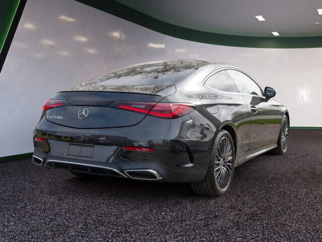 Gebraucht Mercedes CLE220 Premium 197 PS (144 kW) 2023 Grau / graphitgrau Coupé