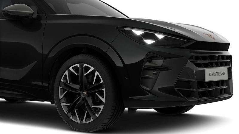 Gebraucht Cupra Terramar VZ 265 PS (194 kW) 2025 Mitternachtsschwarz SUV