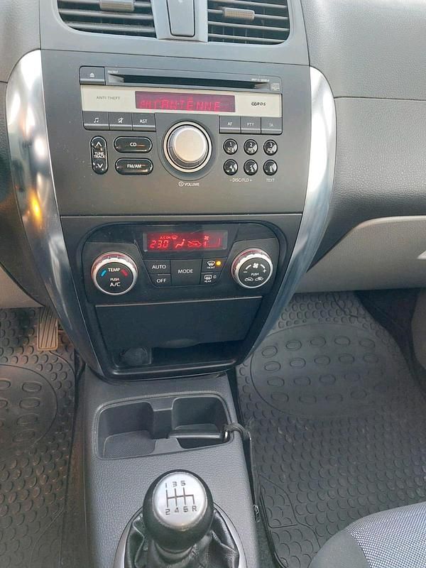 Gebraucht Suzuki SX4 136 PS (100 kW) 2010 Orange Kleinwagen