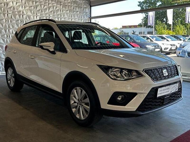 Gebraucht Seat Arona Style 110 PS (80 kW) 2021 "candy" weiss SUV