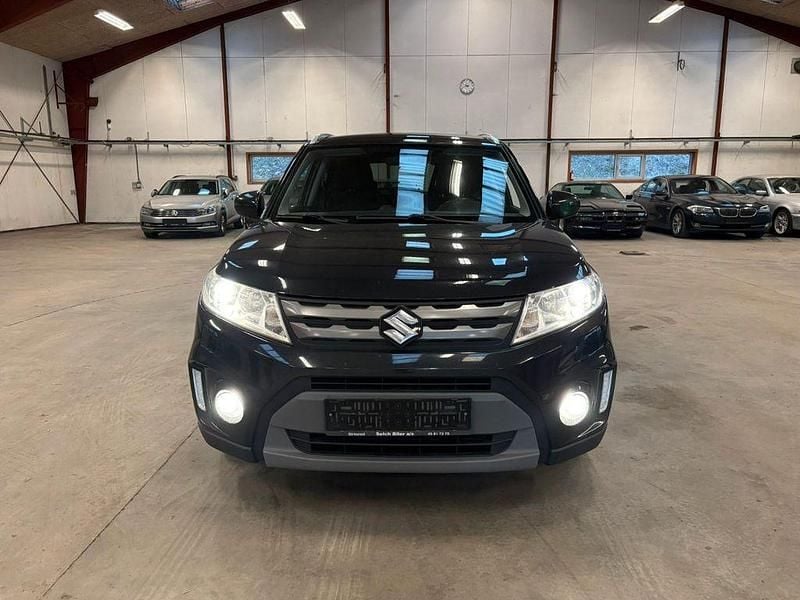 Gebraucht Suzuki Vitara 120 PS (88 kW) 2016 Schwarz SUV