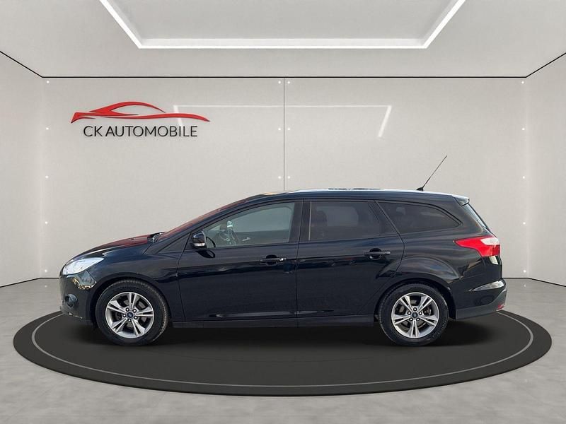 Gebraucht Ford Focus SYNC Edition 101 PS (74 kW) 2013 Schwarz Kombi
