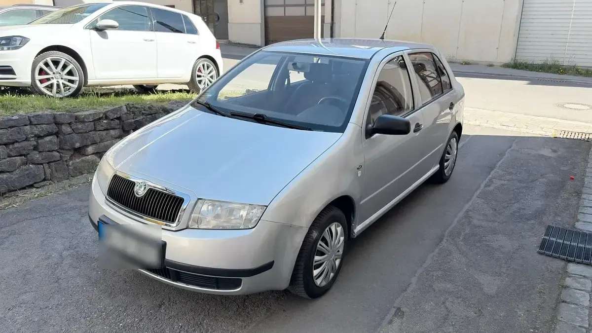 Second-hand Skoda Fabia 68 CP (50 kW) 2001 Argintiu Hatchback