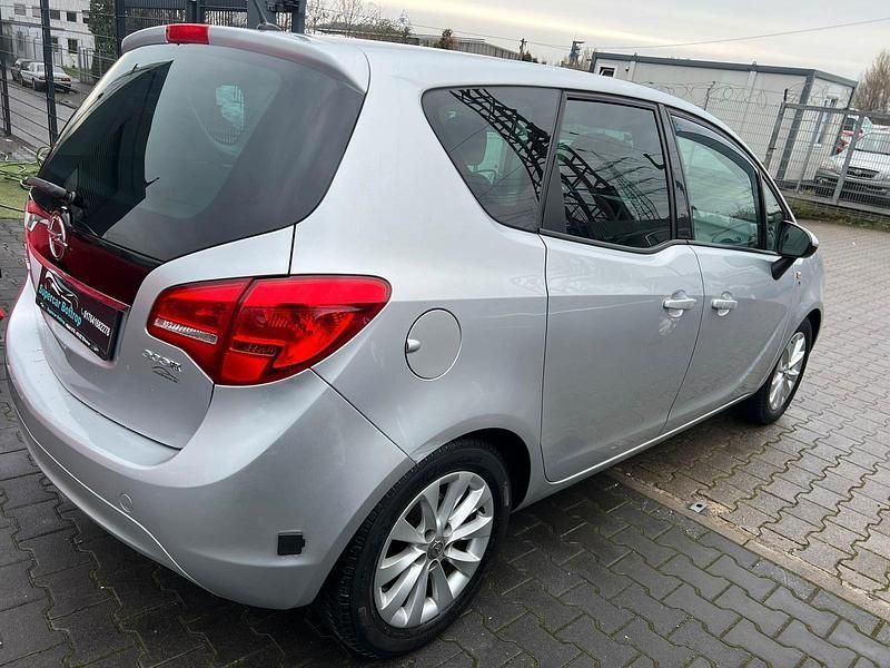 Gebraucht Opel Meriva 120 PS (88 kW) 2012 Silber Van / Kleinbus