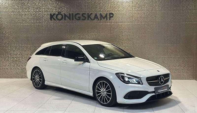 Calcitweiss/zirrusweiss Gebraucht 2016 Mercedes CLA180 AMG Limousine | 18.490 € (Fairer Preis) - Bild 1/4