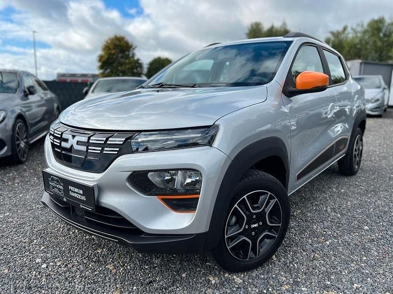 Gebraucht Dacia Spring Essentiel 33 kW (45 PS) 2023 Silber Kleinwagen