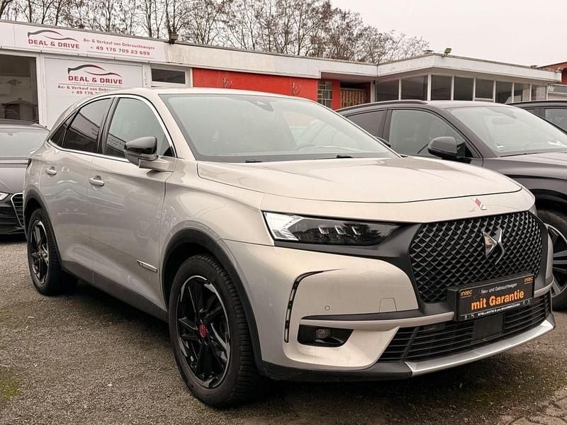 Grau Gebraucht 2021 DS Automobiles DS7 Crossback Performance SUV | 19.900 € (Superpreis) - Bild 1/4