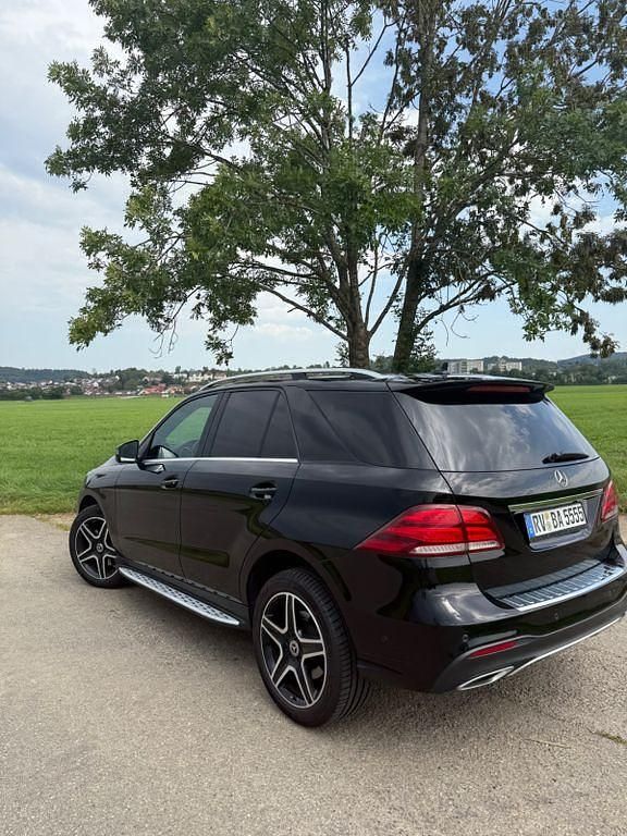 Gebraucht Mercedes GLE350 AMG line 258 PS (189 kW) 2018 Schwarz SUV