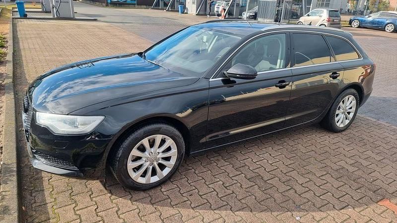 Schwarz Gebraucht 2014 Audi A6 Ambiente Kombi | 9.800 € (Guter Preis) - Bild 1/4
