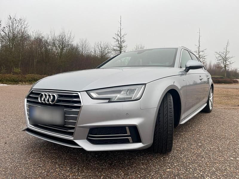Gebraucht Audi A4 150 PS (110 kW) 2017 Grau Kombi