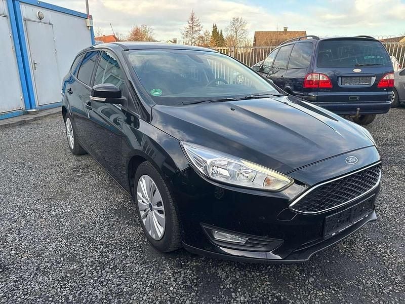 Gebraucht Ford Focus Business Edition 125 PS (91 kW) 2016 Iridiumschwarz metallic Kombi