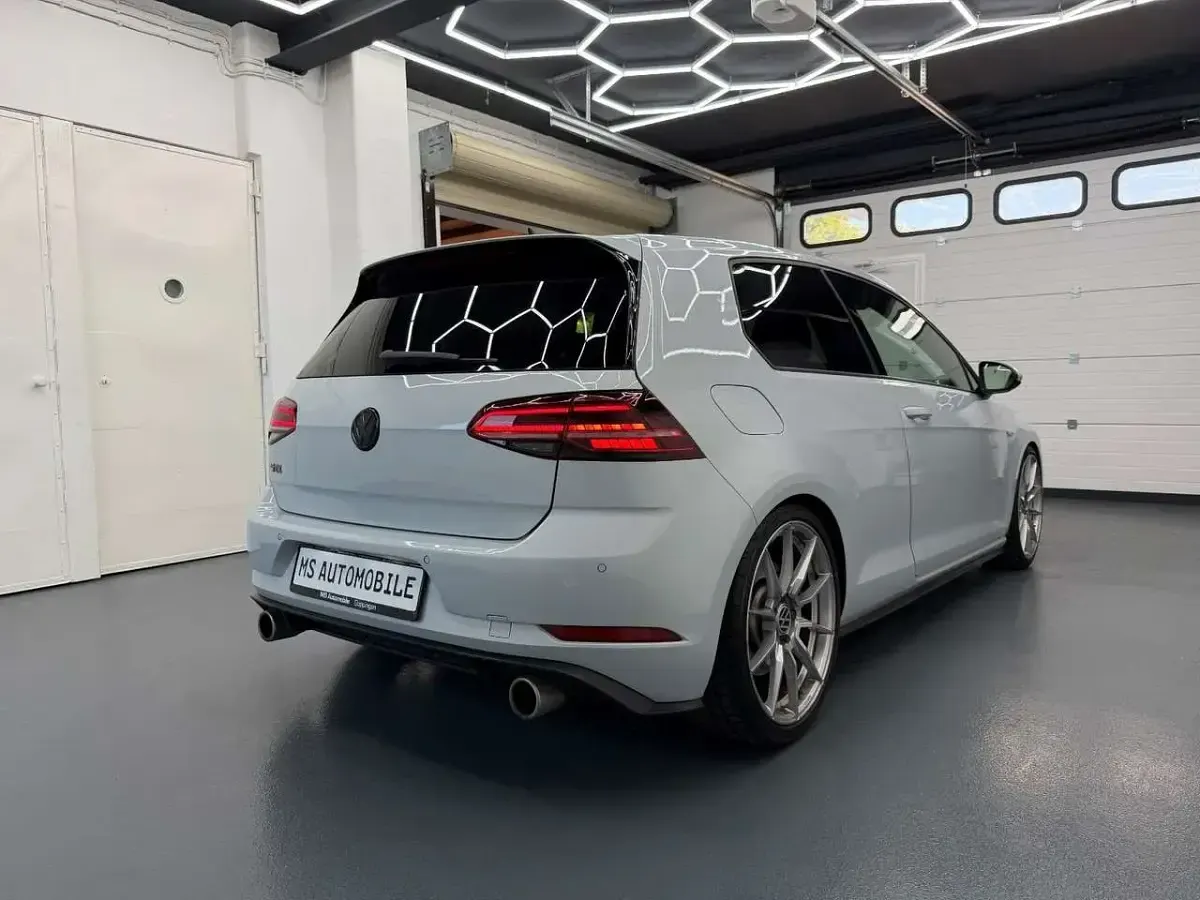 Używany VW Golf GTI 245 KM (180 kW) 2018 Biały Coupe