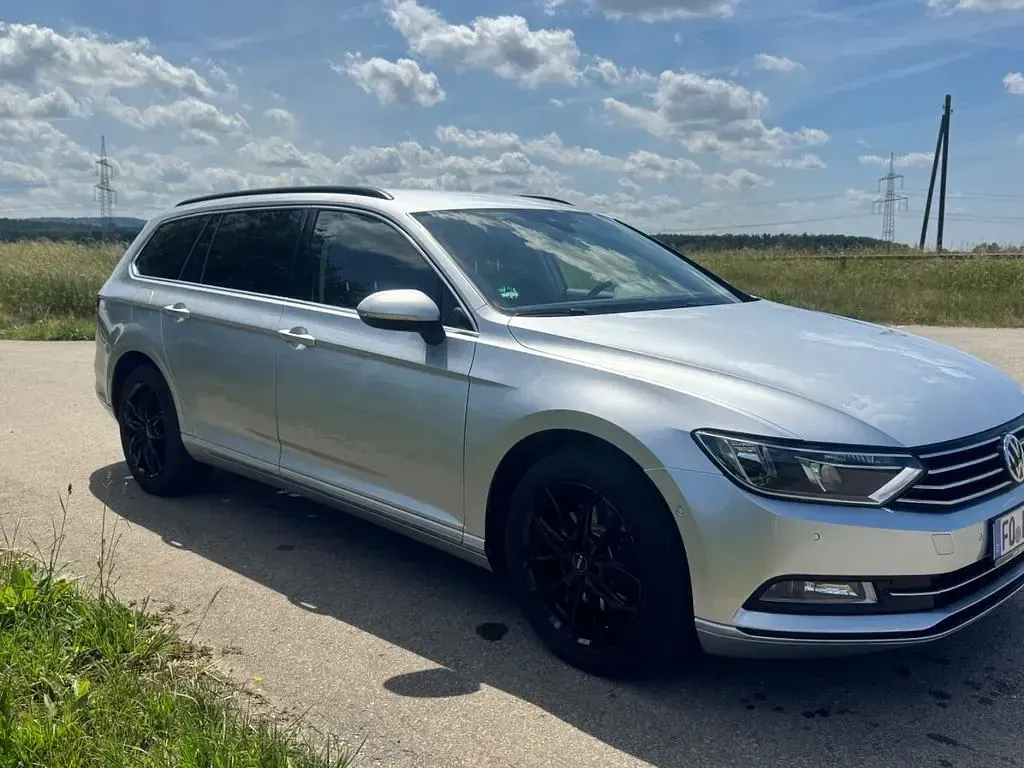Gebraucht VW Passat Comfortline 150 PS (110 kW) 2019 Silber Kombi