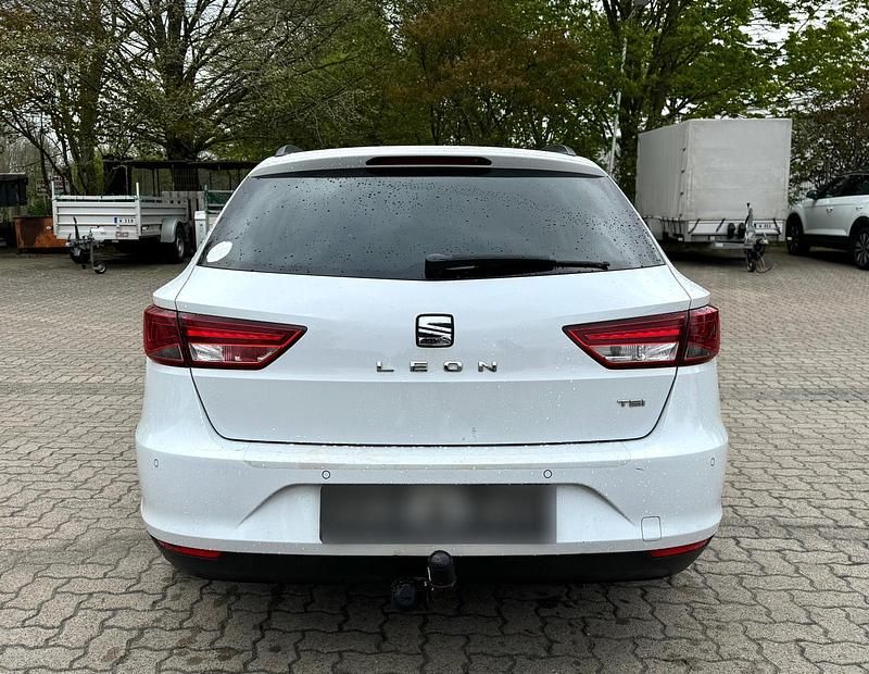 Second-hand Seat Leon 150 CP (110 kW) 2015 Alb Break