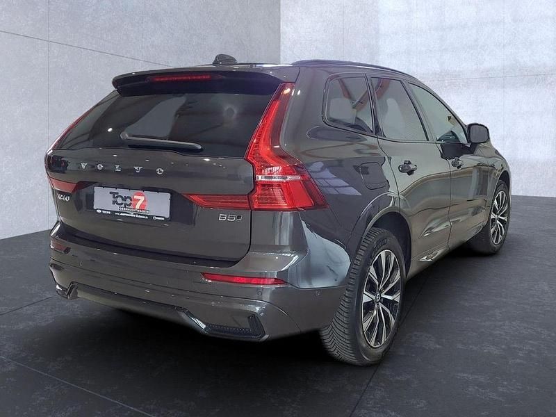Gebraucht Volvo XC60 Plus 250 PS (183 kW) 2025 Platinum grey / (metallic) SUV