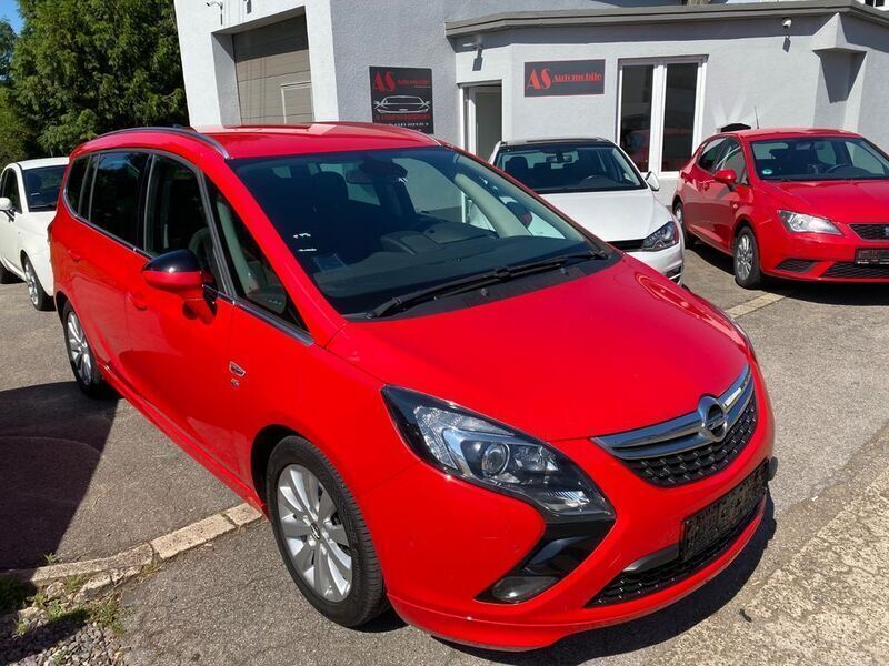 Rot Gebraucht 2016 Opel Zafira Tourer OPC Van / Kleinbus | 8.990 € (Guter Preis) - Bild 1/4