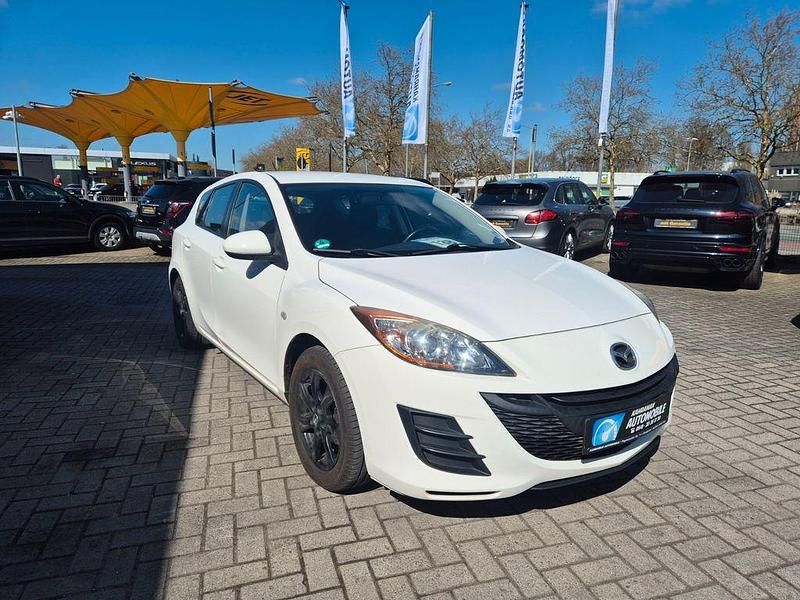 Gebraucht Mazda 3 Center-Line 105 PS (77 kW) 2009 Weiß Limousine