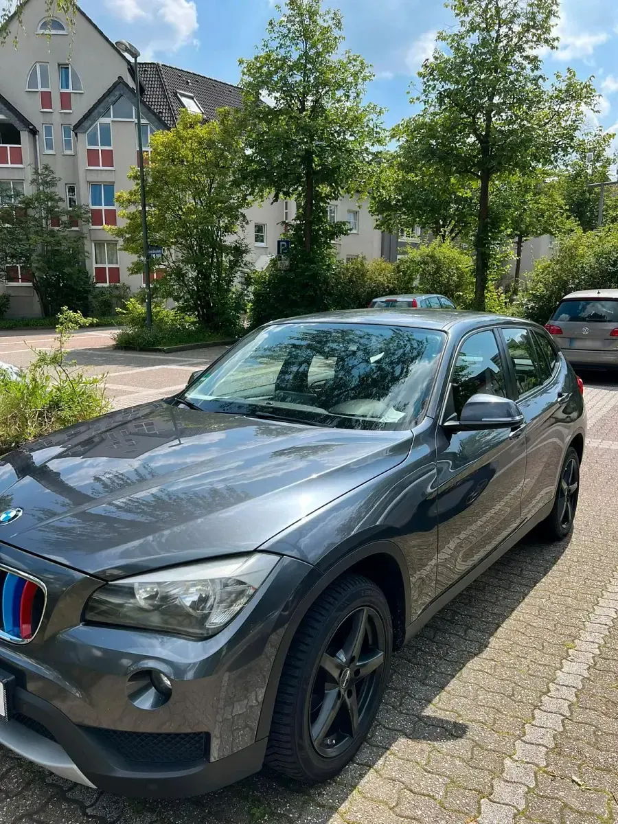 Second-hand BMW X1 143 CP (105 kW) 2012 Gri SUV