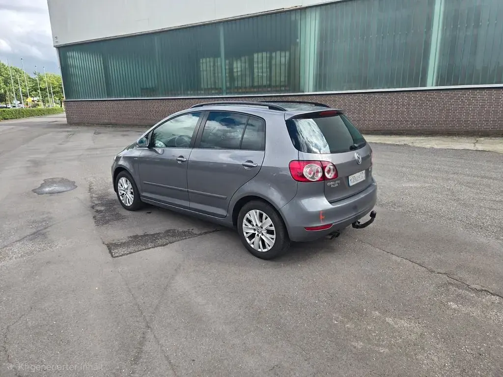 Gebraucht VW Golf Plus Life 122 PS (89 kW) 2013 Grau Van / Kleinbus