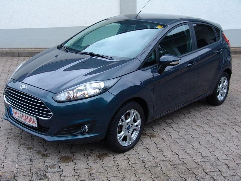Blau Gebraucht 2014 Ford Fiesta SYNC Edition Kleinwagen | 4.999 € (Guter Preis) - Bild 1/3